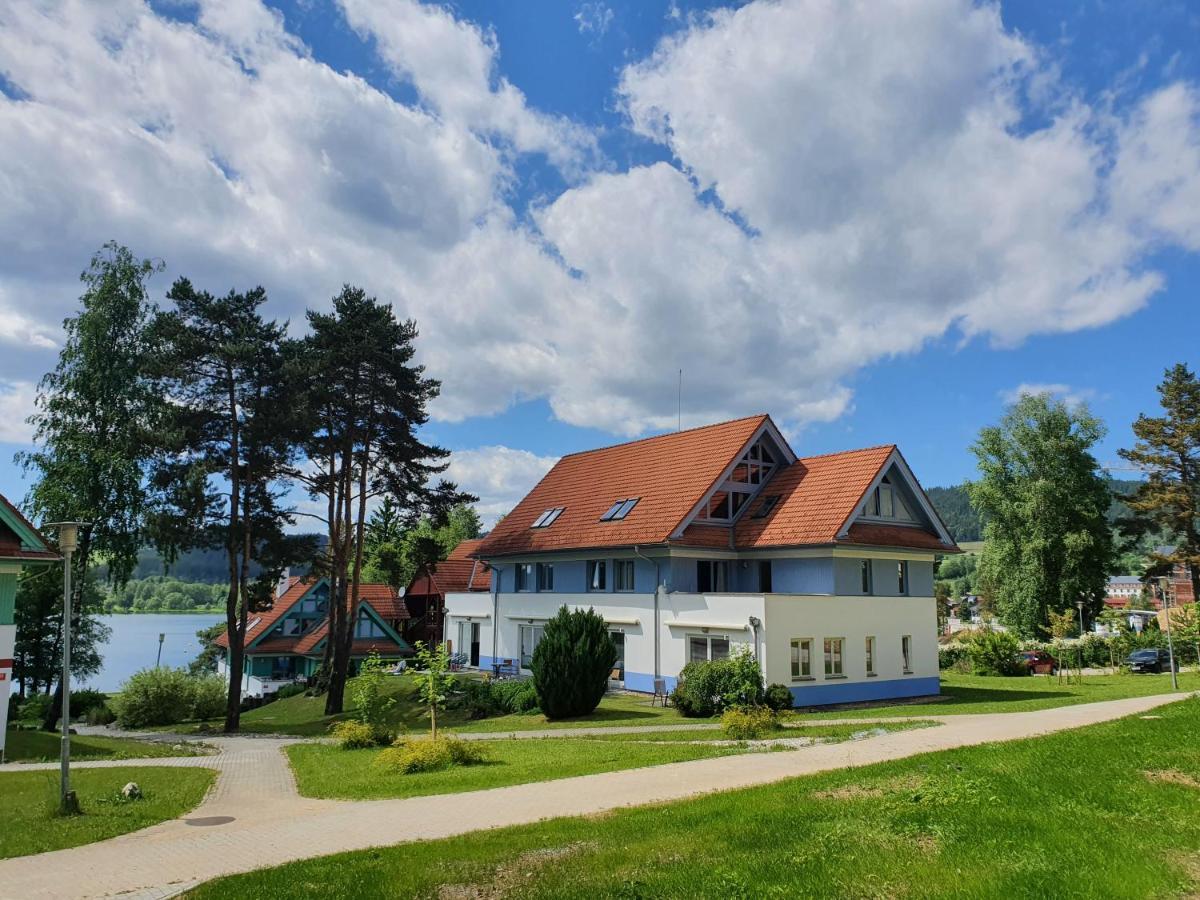 Lipno Beach Side - Riviera Apartment Lipno nad Vltavou Exterior foto